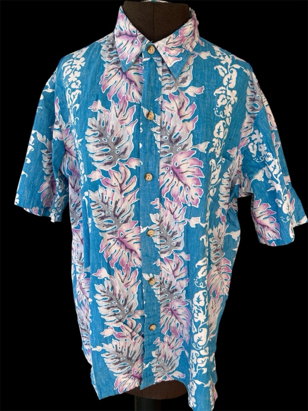 Men's Vintage Hawaiian Honolulu-Made Blue Tropical Print Short-Sleeve Shirt